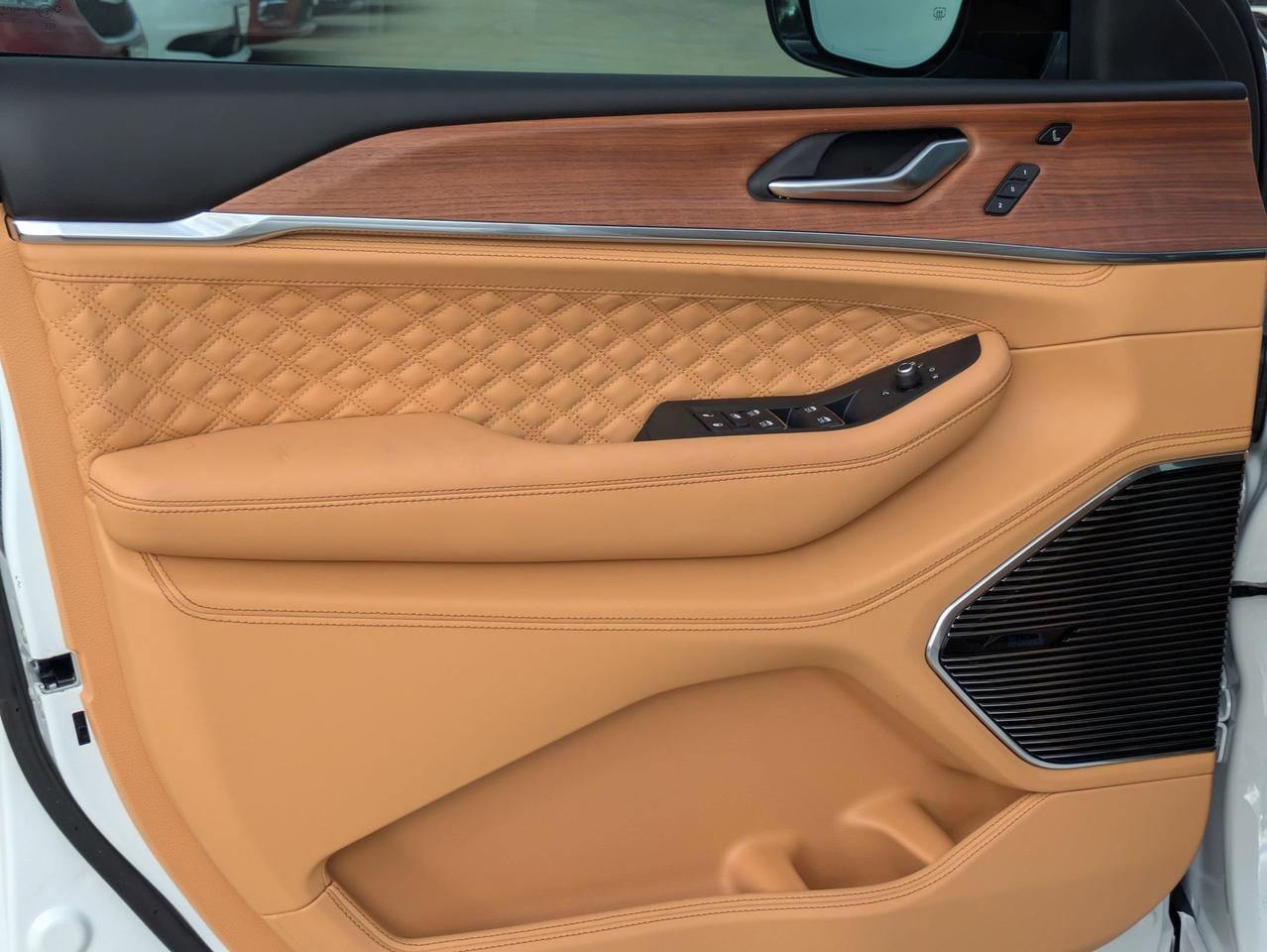 2025 Jeep Grand Cherokee Summit Reserve Castroville TX