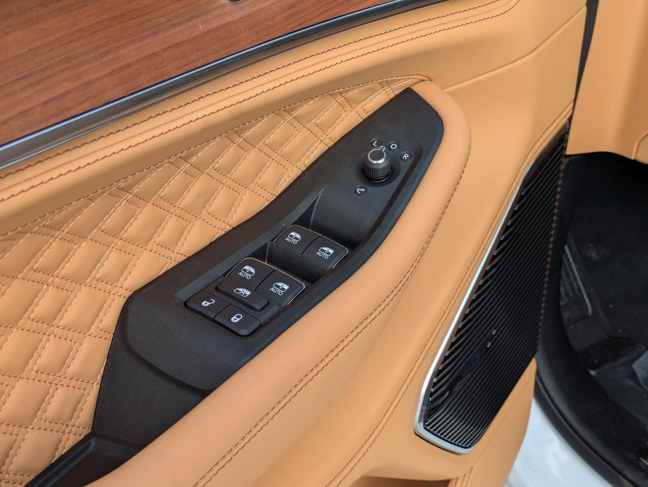 2025 Jeep Grand Cherokee Summit Reserve Castroville TX