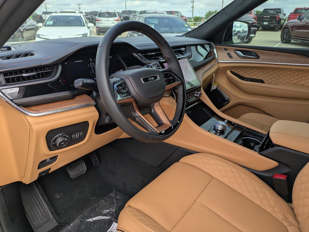 2025 Jeep Grand Cherokee Summit Reserve Castroville TX