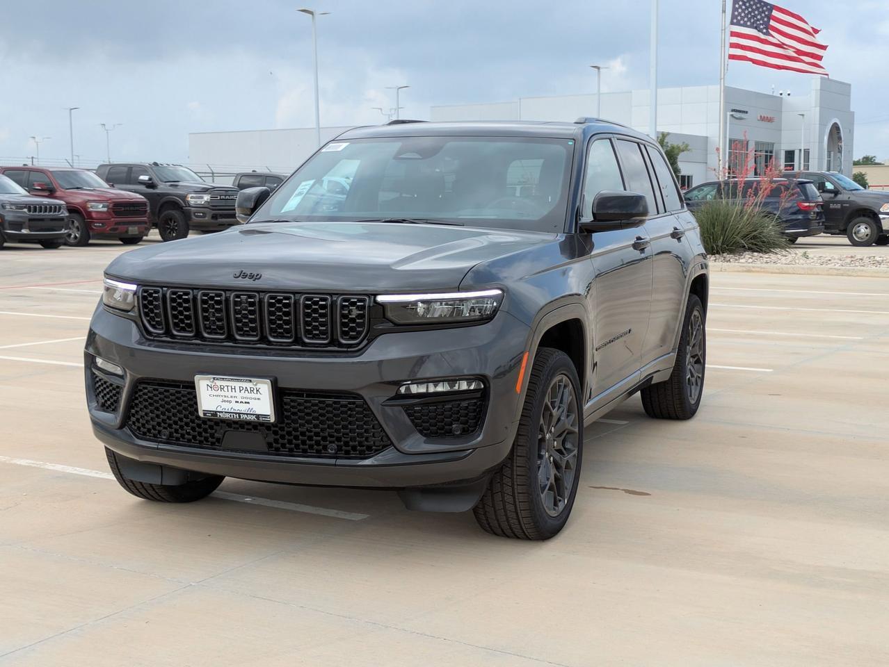 2025 Jeep Grand Cherokee Summit Reserve Castroville TX