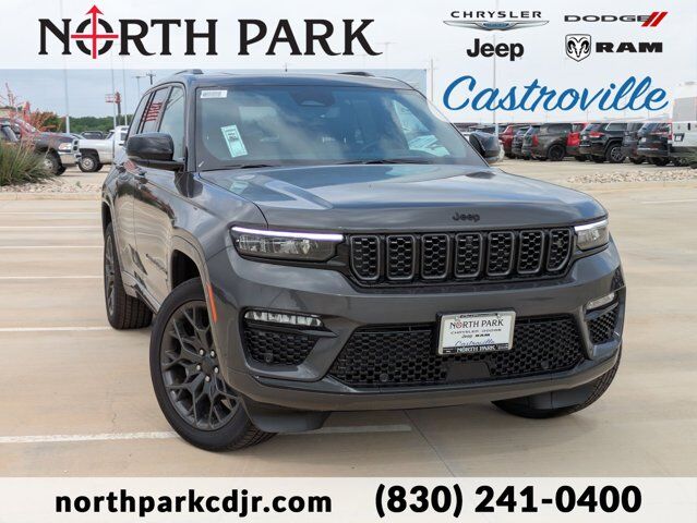 2025 Jeep Grand Cherokee Summit Reserve Castroville TX