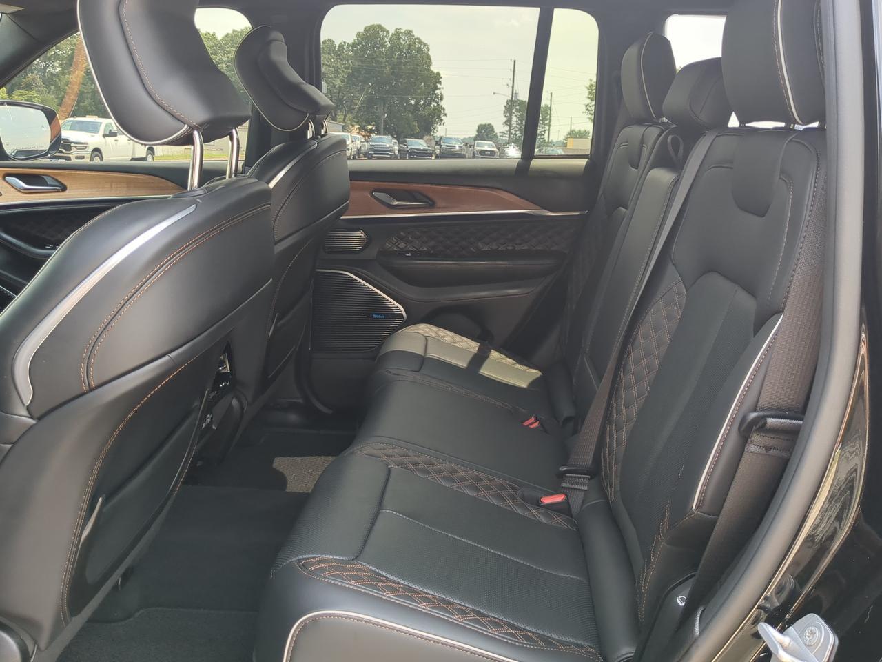 2025 Jeep Grand Cherokee Summit Reserve Winder GA