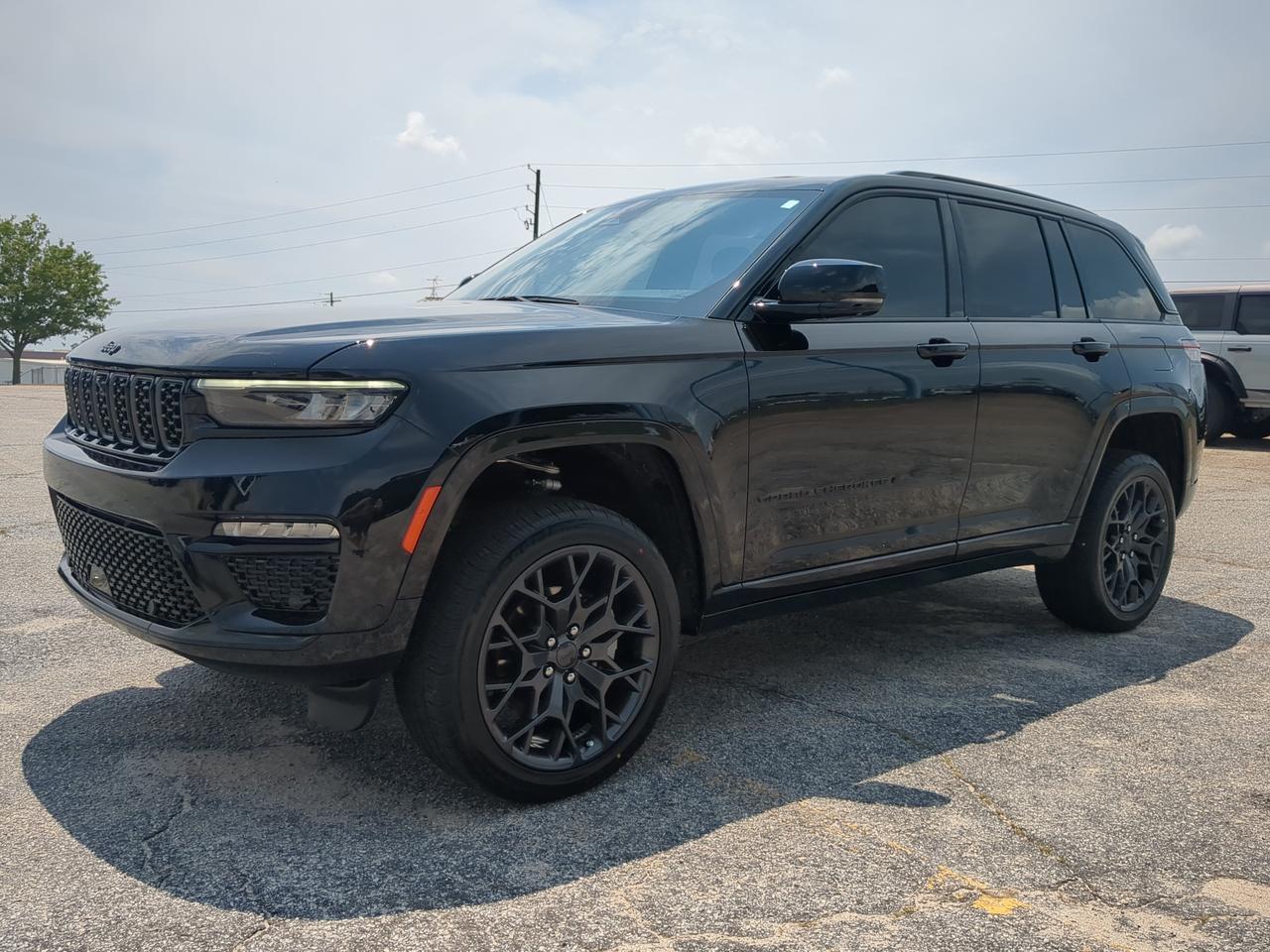 2025 Jeep Grand Cherokee Summit Reserve Winder GA