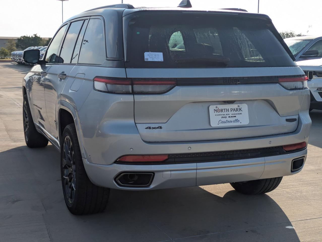 2025 Jeep Grand Cherokee Summit Castroville TX