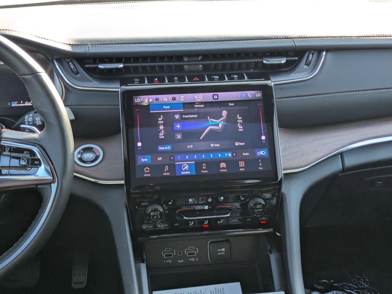 2025 Jeep Grand Cherokee Summit Castroville TX