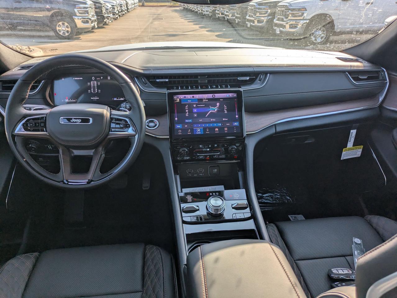 2025 Jeep Grand Cherokee Summit Castroville TX