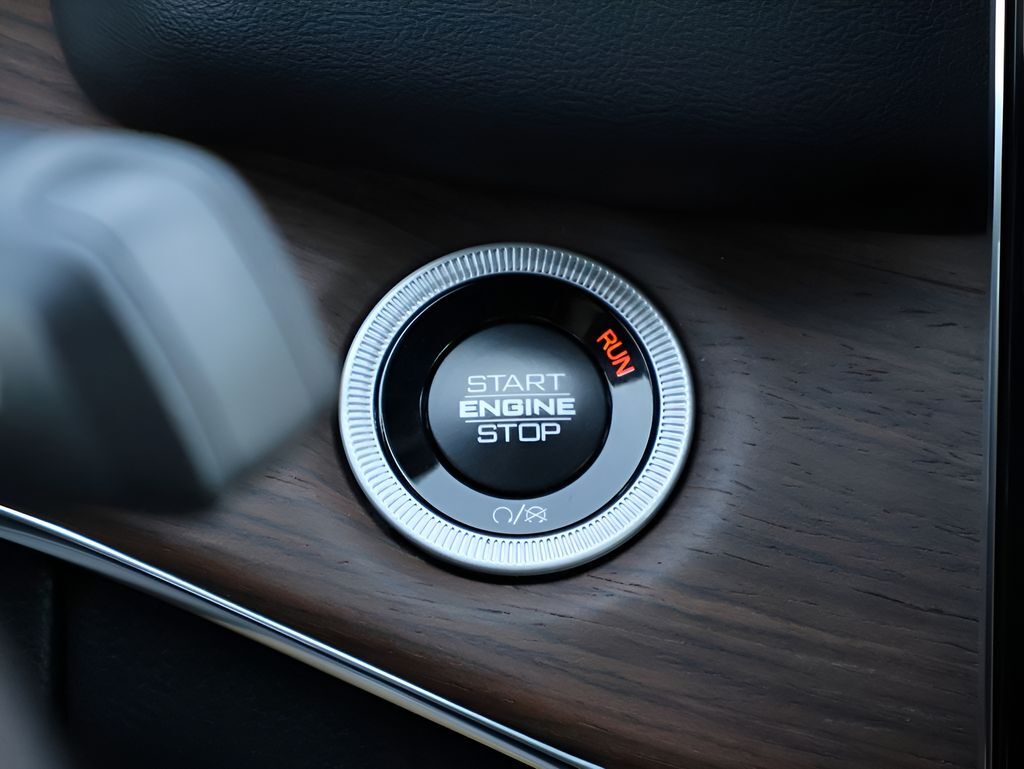 2025 Jeep Grand Cherokee Summit San Clemente CA