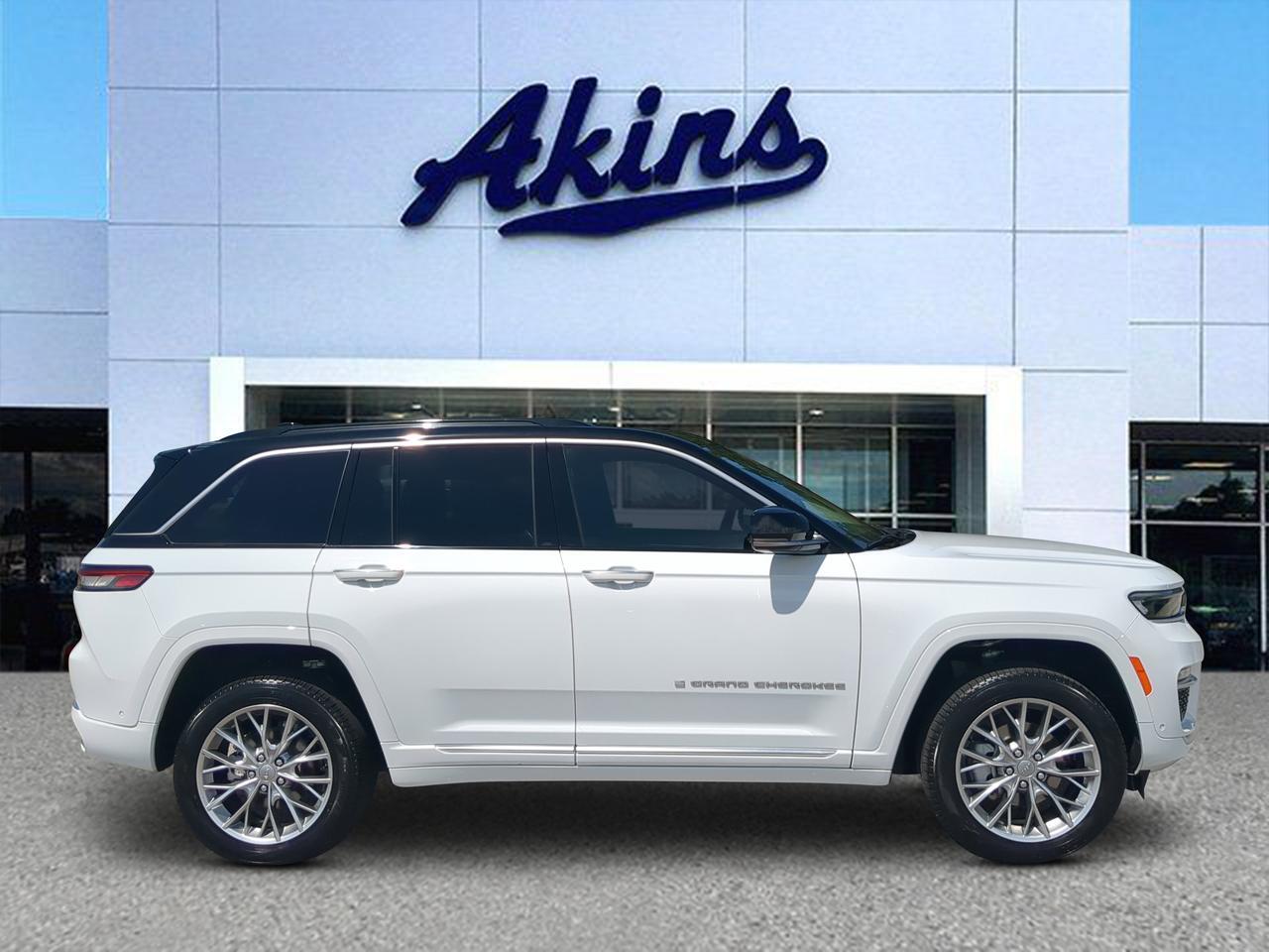 2025 Jeep Grand Cherokee Summit