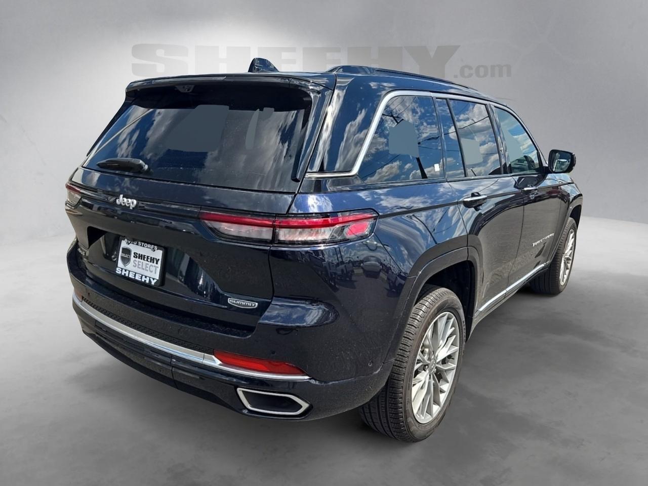 2025 Jeep Grand Cherokee Summit Fredericksburg VA