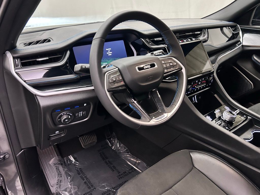 2025 Jeep Grand Cherokee Trailhawk 4xe Portland OR