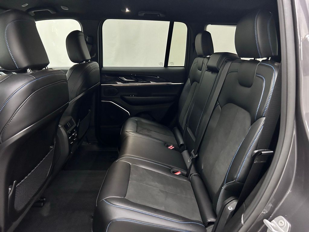 2025 Jeep Grand Cherokee Trailhawk 4xe Portland OR