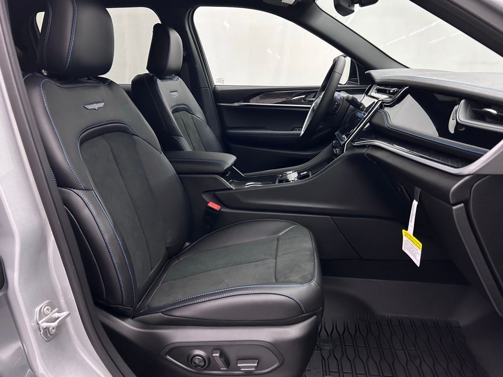 2025 Jeep Grand Cherokee Trailhawk 4xe Portland OR