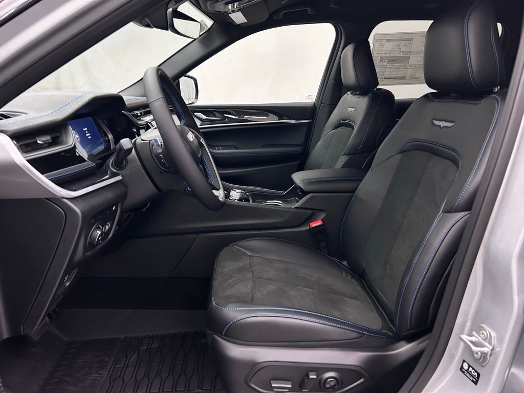 2025 Jeep Grand Cherokee Trailhawk 4xe Portland OR