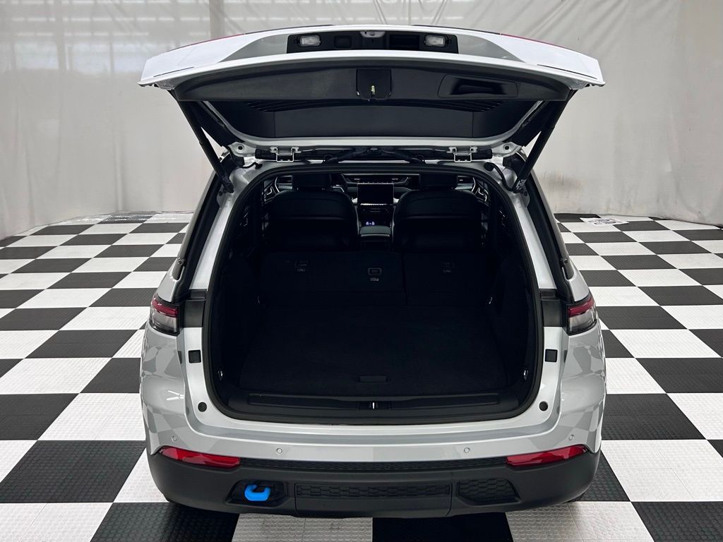 2025 Jeep Grand Cherokee Trailhawk 4xe Portland OR