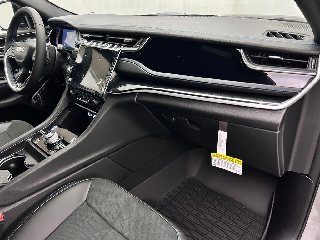 2025 Jeep Grand Cherokee Trailhawk 4xe Portland OR