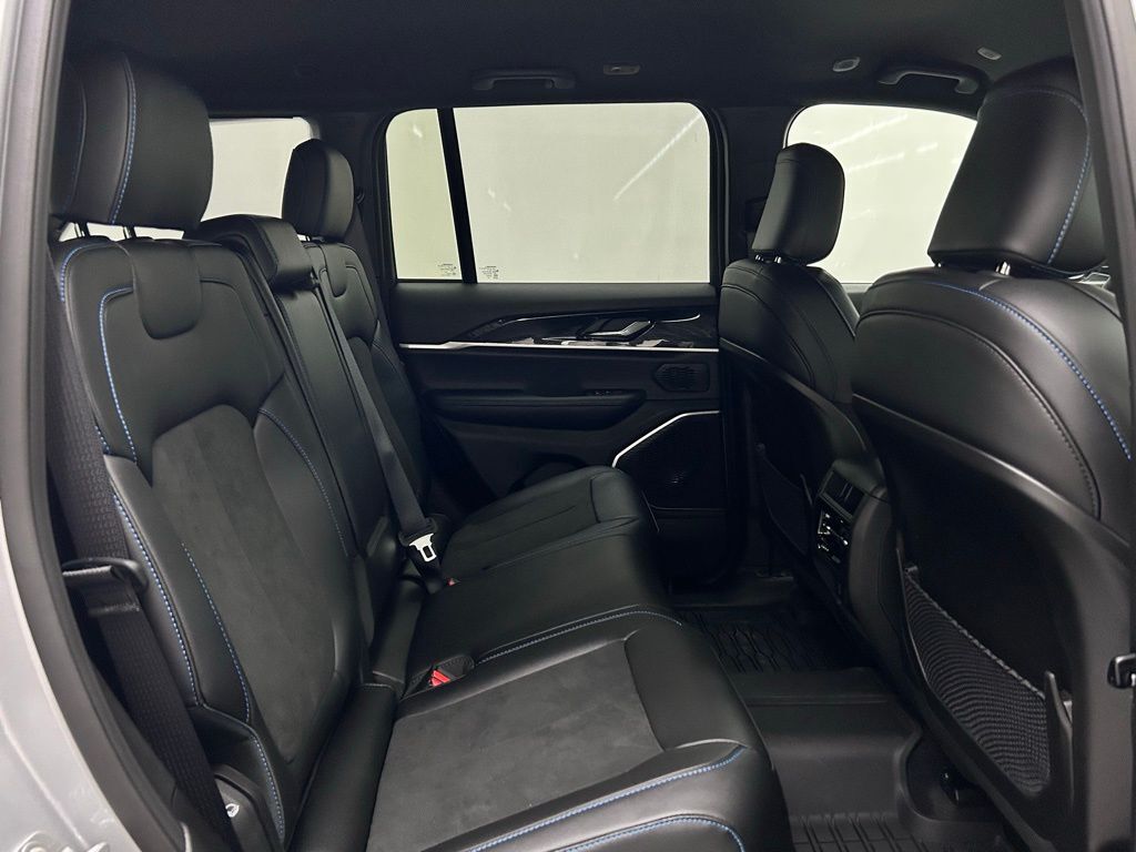 2025 Jeep Grand Cherokee Trailhawk 4xe Portland OR