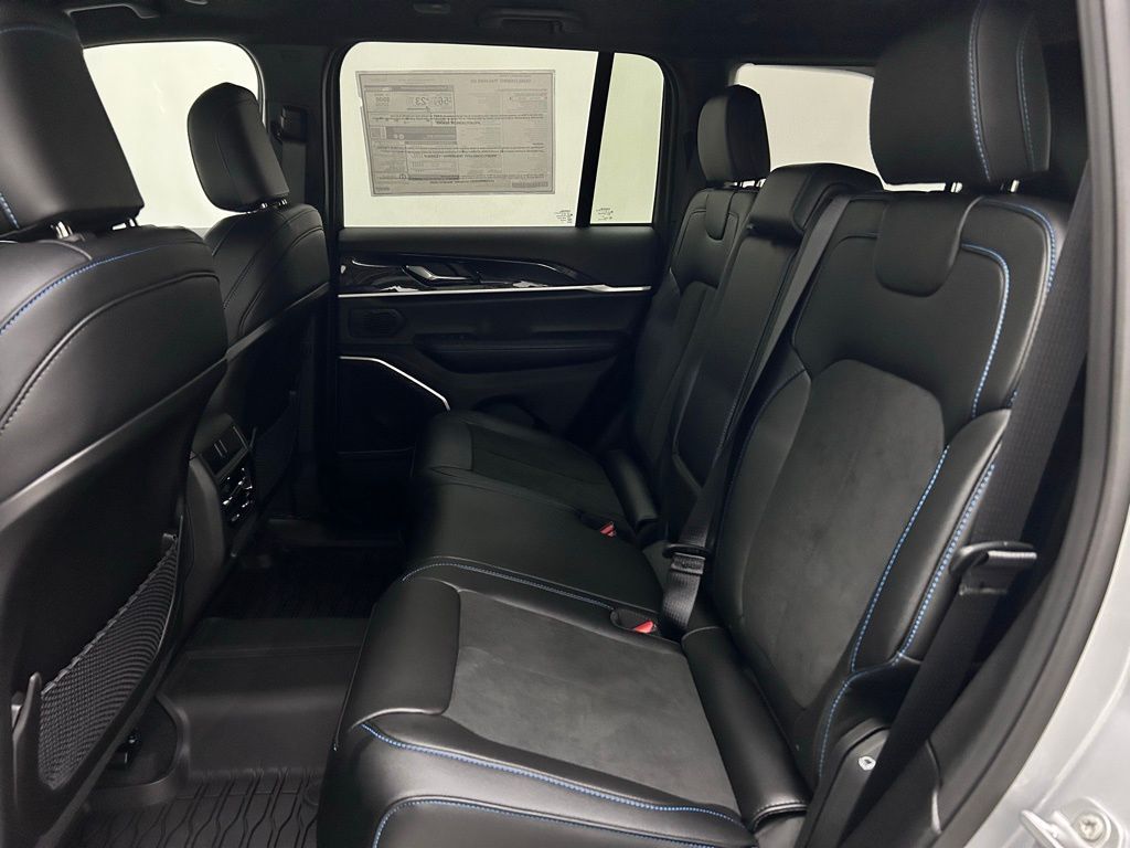 2025 Jeep Grand Cherokee Trailhawk 4xe Portland OR