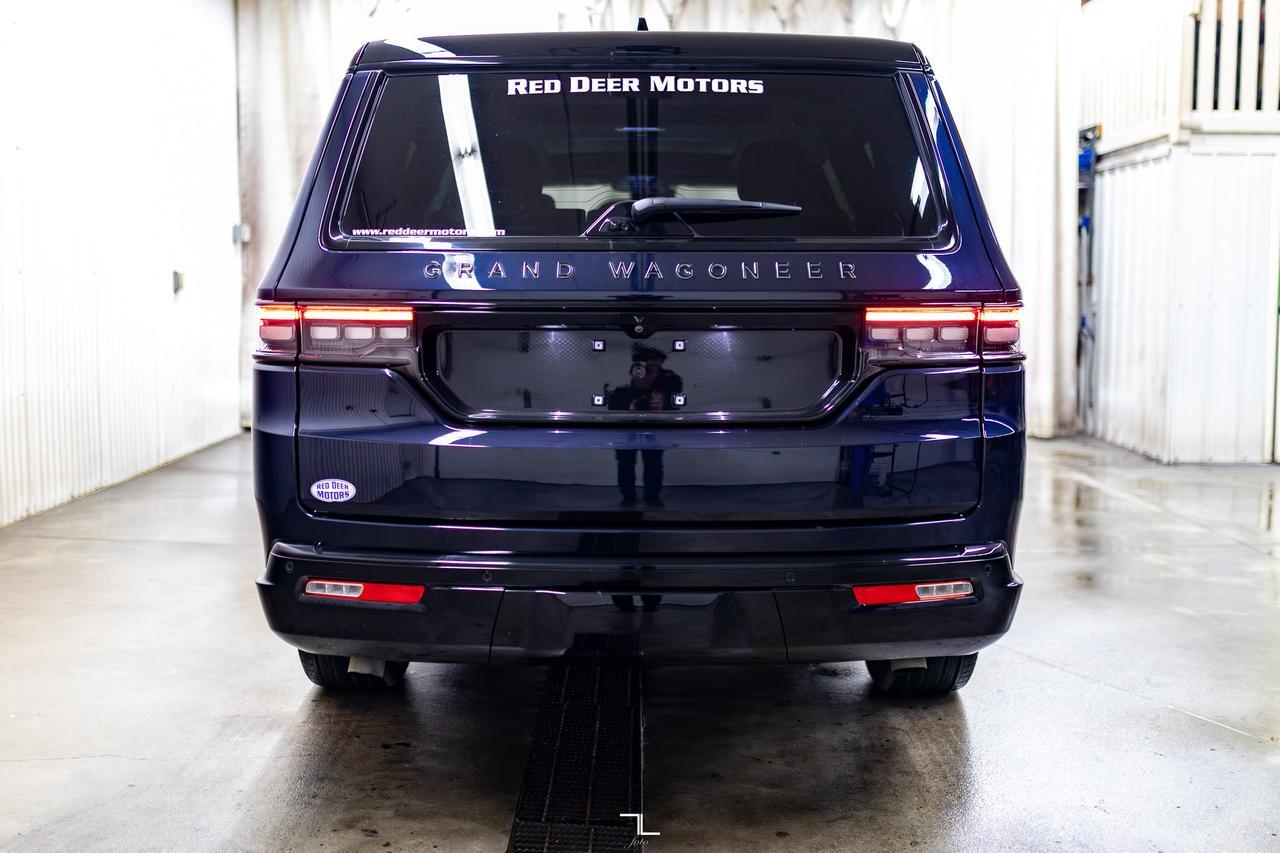 2025 Jeep Grand Wagoneer L 4x4 Obsidian Series II Leather Roof Nav BCam Red Deer AB