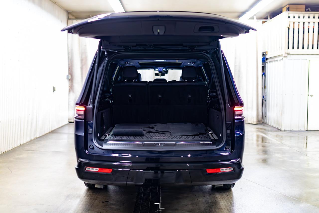 2025 Jeep Grand Wagoneer L 4x4 Obsidian Series II Leather Roof Nav BCam Red Deer AB
