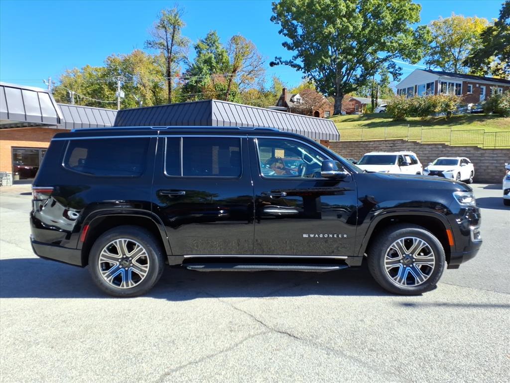 2025 Jeep Wagoneer .