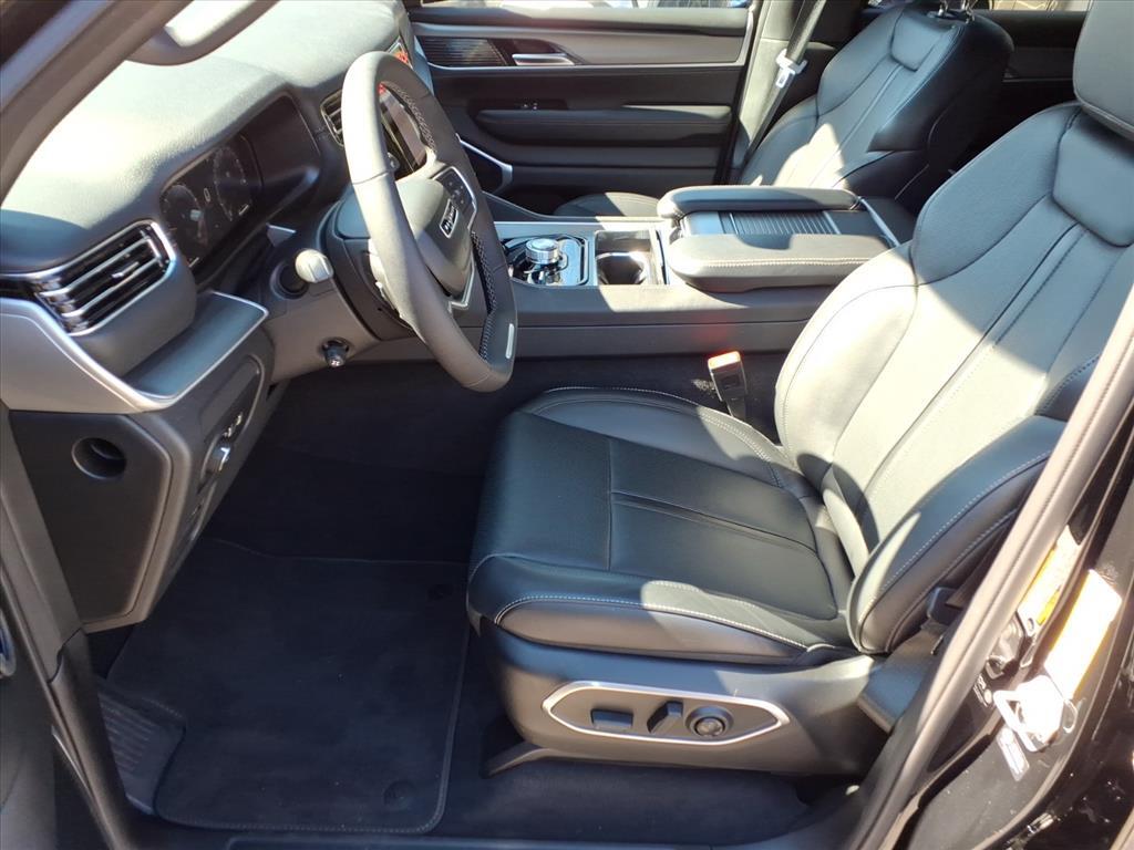 2025 Jeep Wagoneer . Roanoke VA