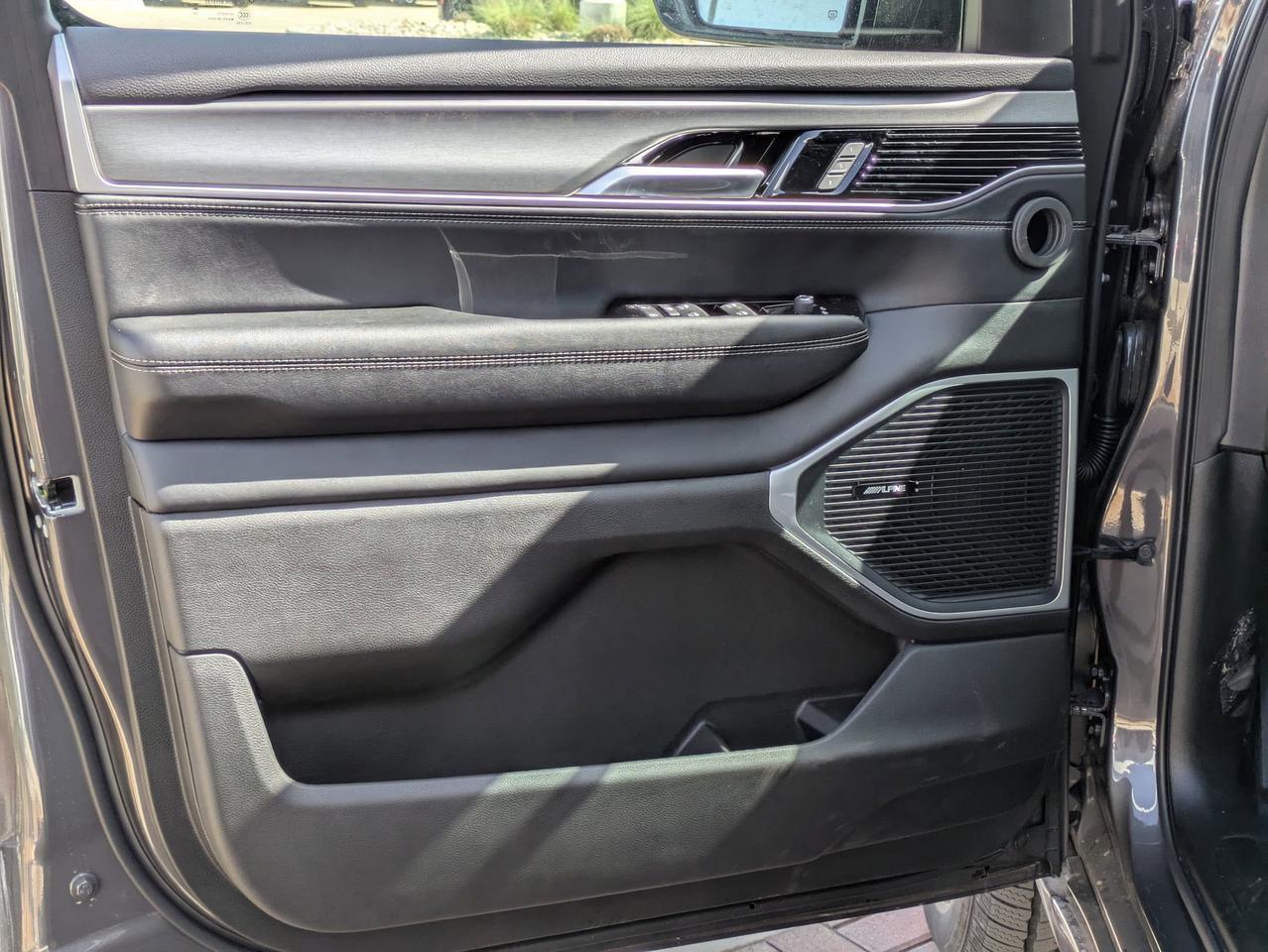 2025 Jeep Wagoneer Castroville TX