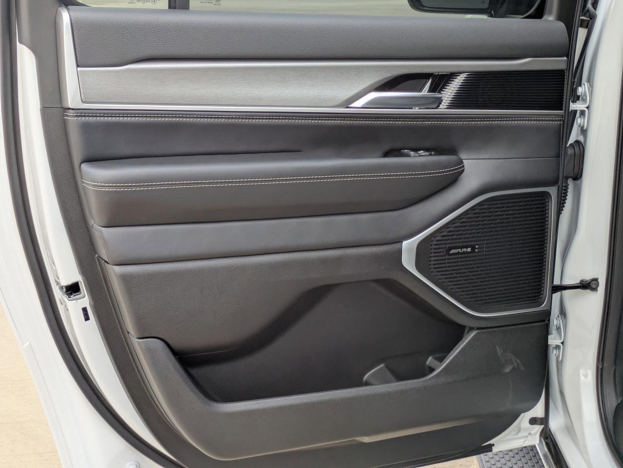 2025 Jeep Wagoneer L Castroville TX