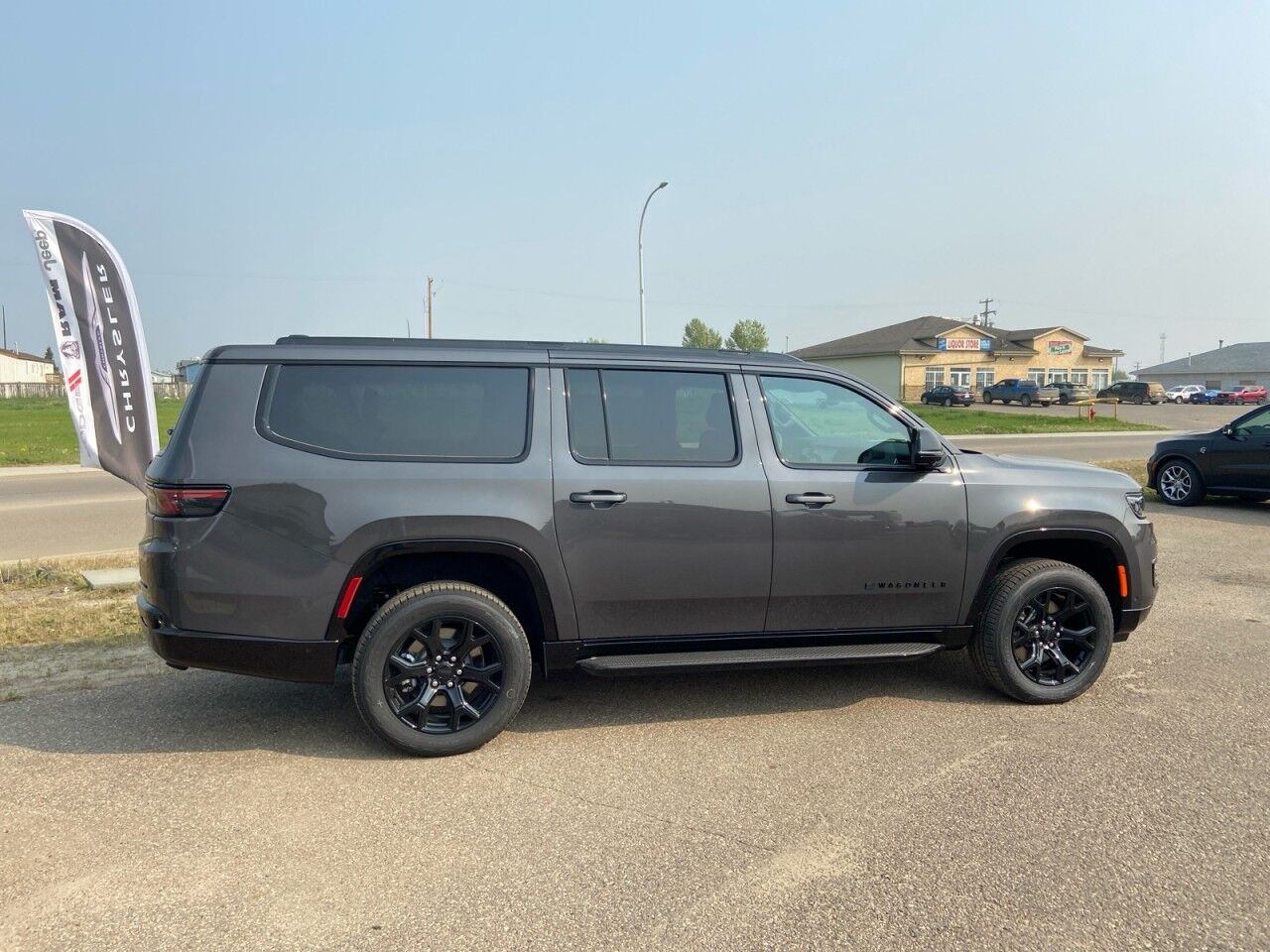 2025 Jeep Wagoneer L Series II Carbide High Level AB