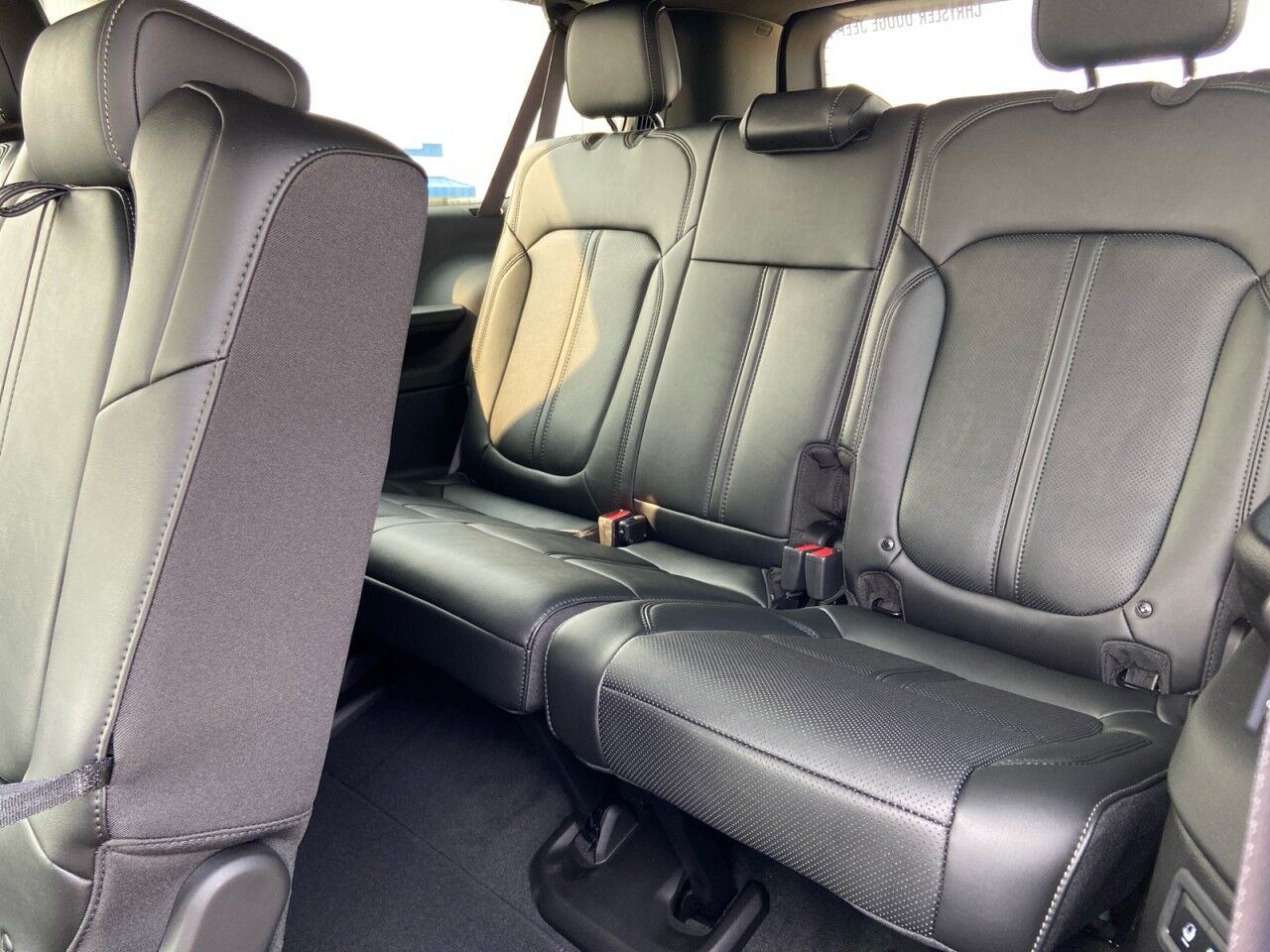 2025 Jeep Wagoneer L Series II Carbide High Level AB
