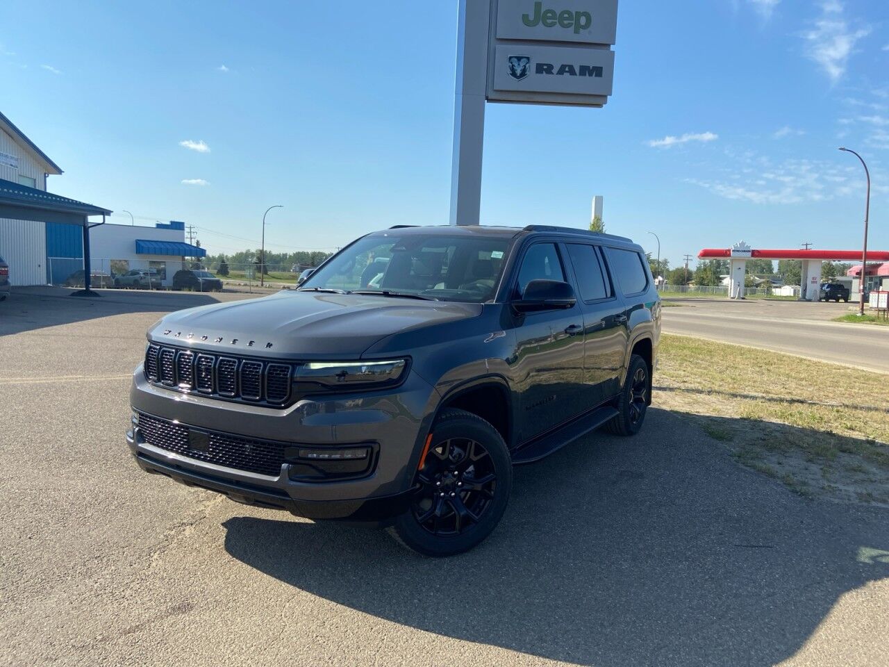 2025 Jeep Wagoneer L Series II Carbide