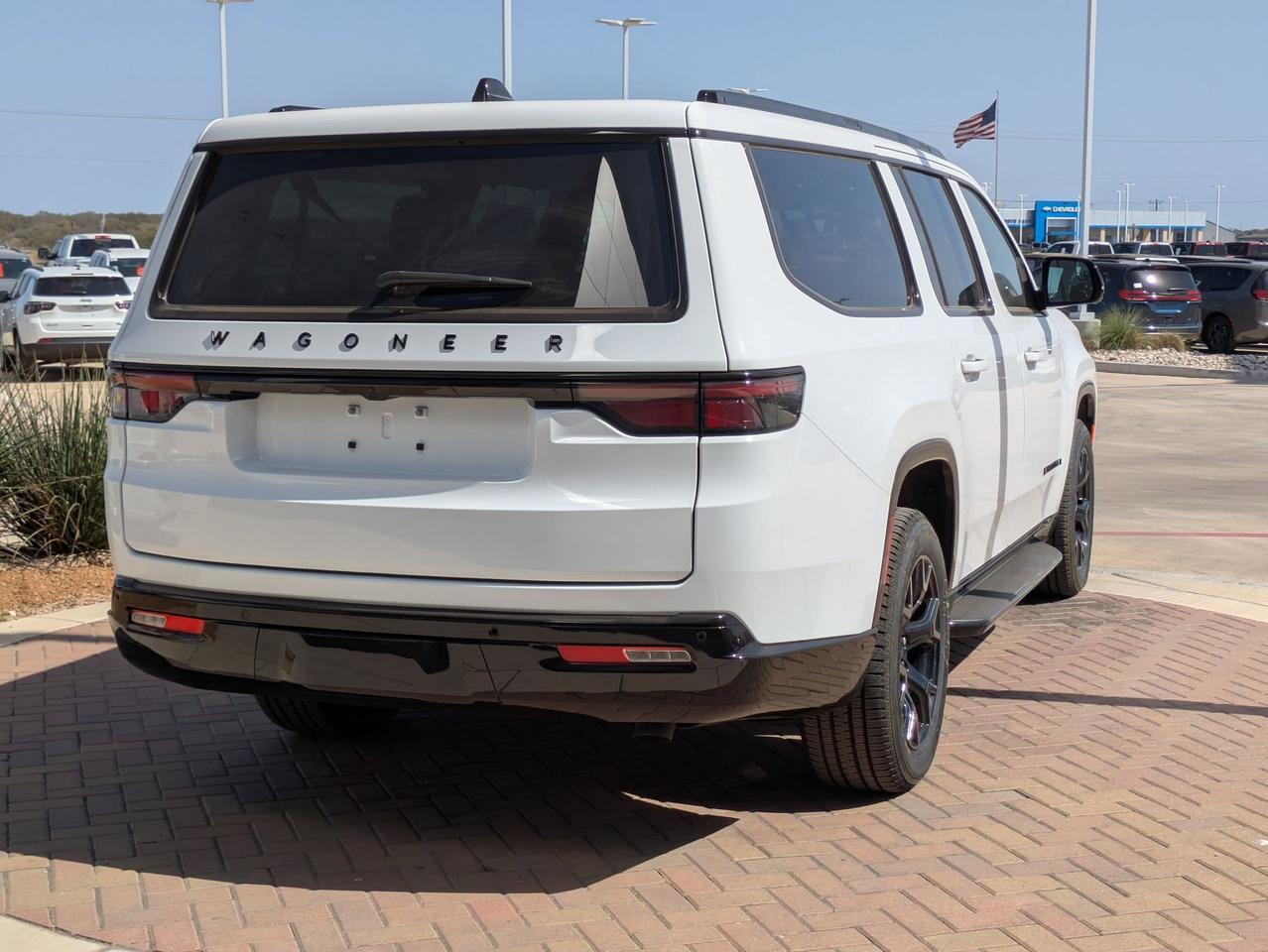 2025 Jeep Wagoneer L Series II Carbide Castroville TX