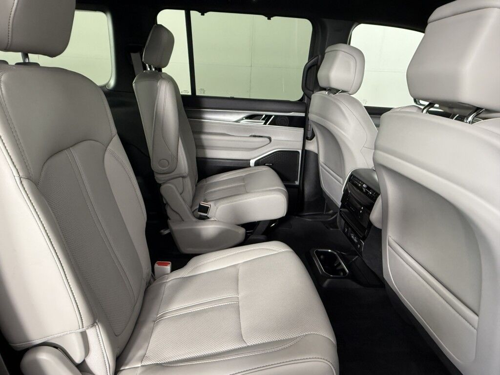 2025 Jeep Wagoneer L Series III 4x4 Maumee OH