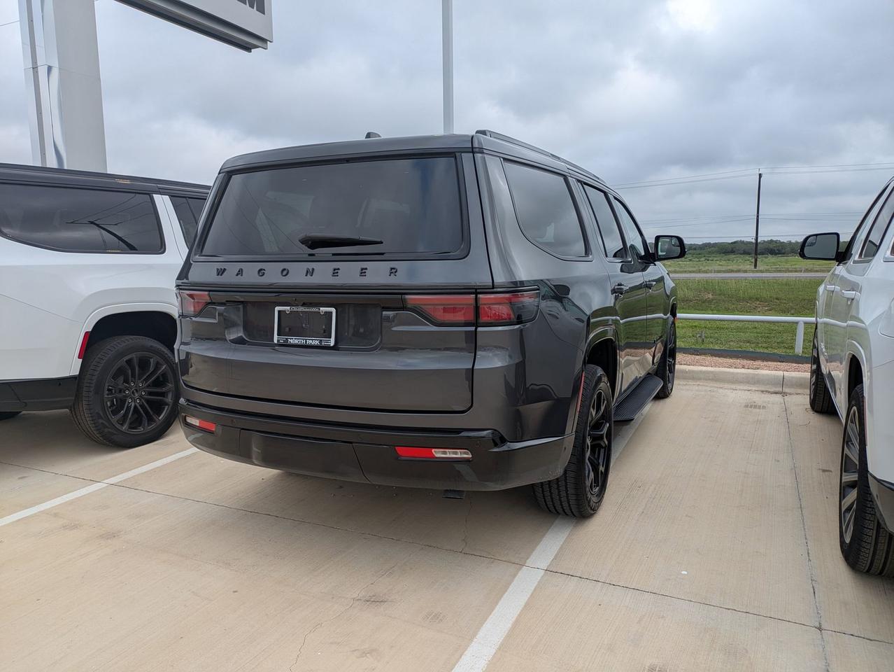 2025 Jeep Wagoneer Series II Carbide Castroville TX