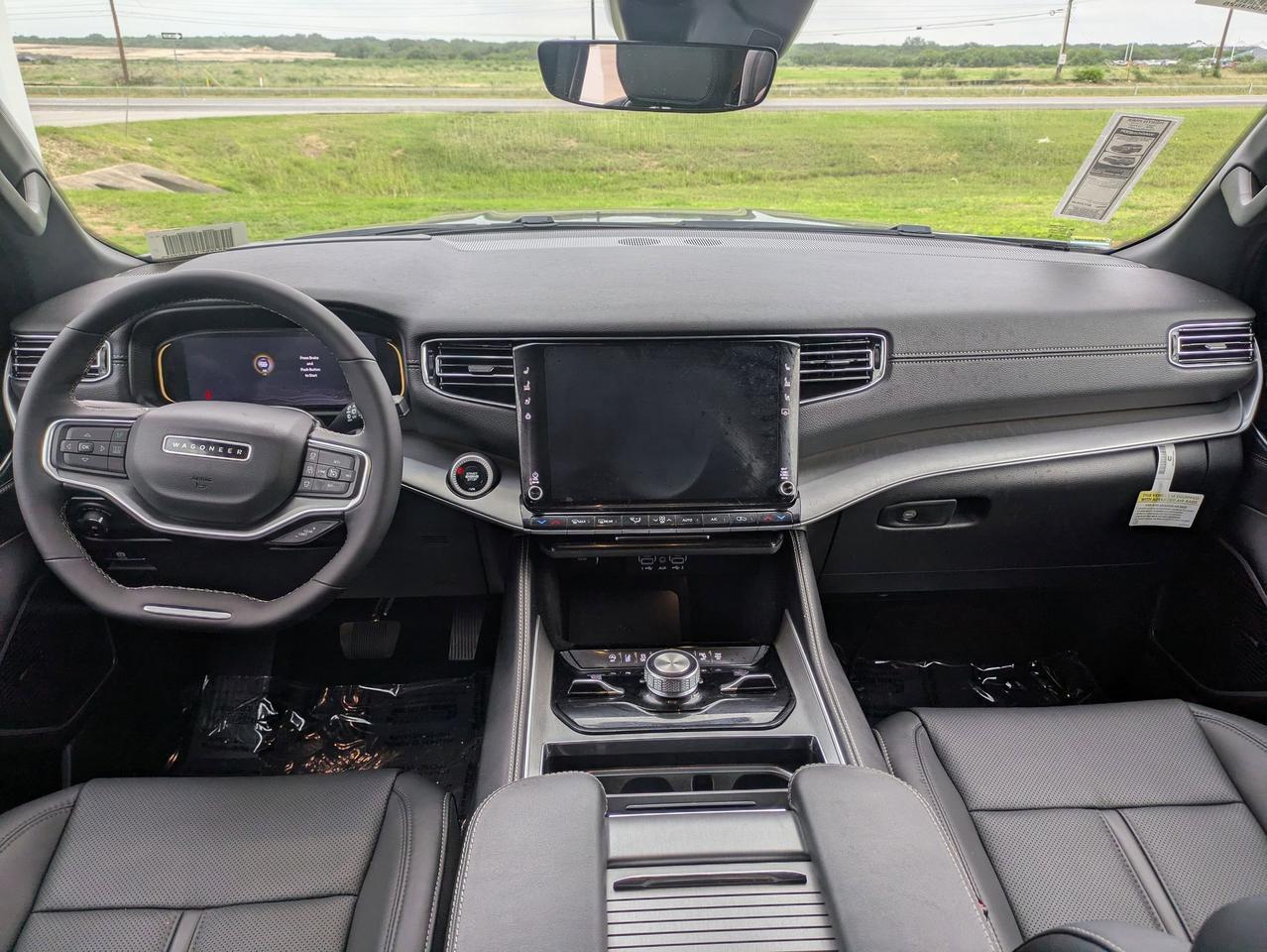 2025 Jeep Wagoneer Series II Carbide Castroville TX