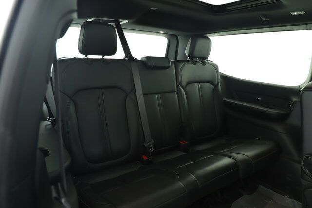 2025 Jeep Wagoneer Series II Carbide New Braunfels TX