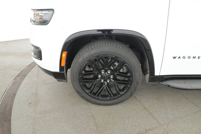 2025 Jeep Wagoneer Series II Carbide New Braunfels TX