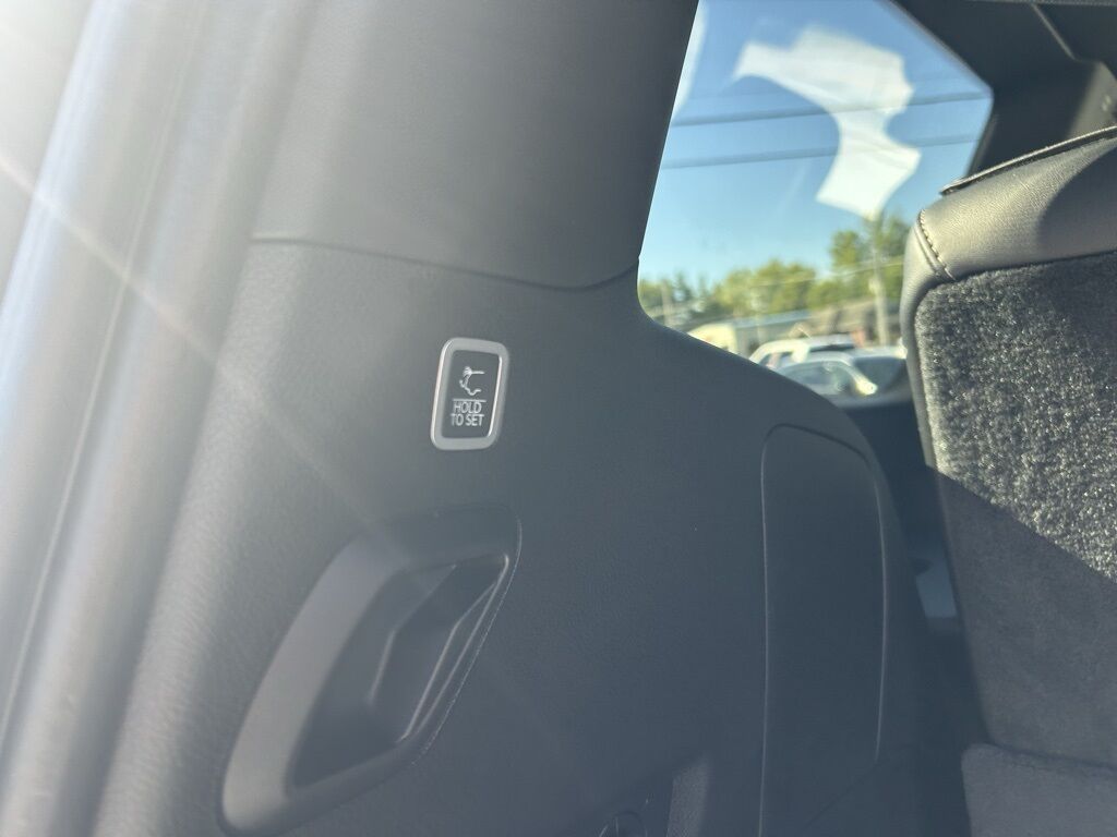 2025 Jeep Wagoneer Series II Crestwood KY