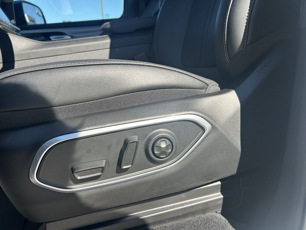 2025 Jeep Wagoneer Series II Crestwood KY