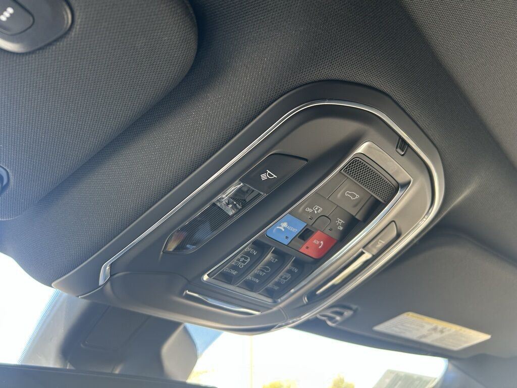 2025 Jeep Wagoneer Series II Crestwood KY