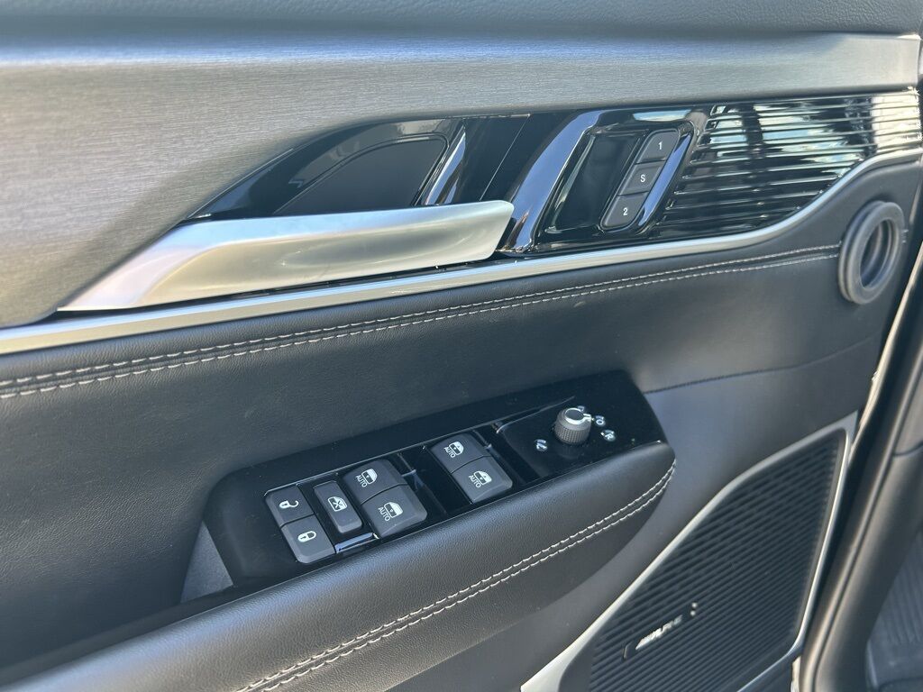 2025 Jeep Wagoneer Series II Crestwood KY