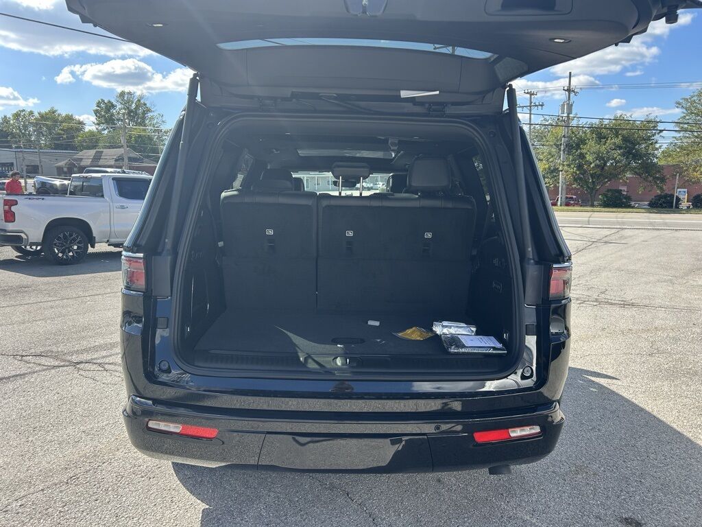 2025 Jeep Wagoneer Series II Crestwood KY