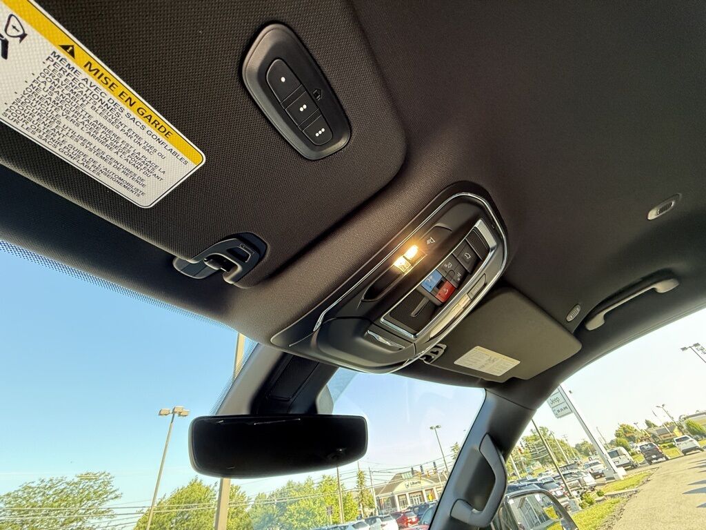 2025 Jeep Wagoneer Series II Crestwood KY