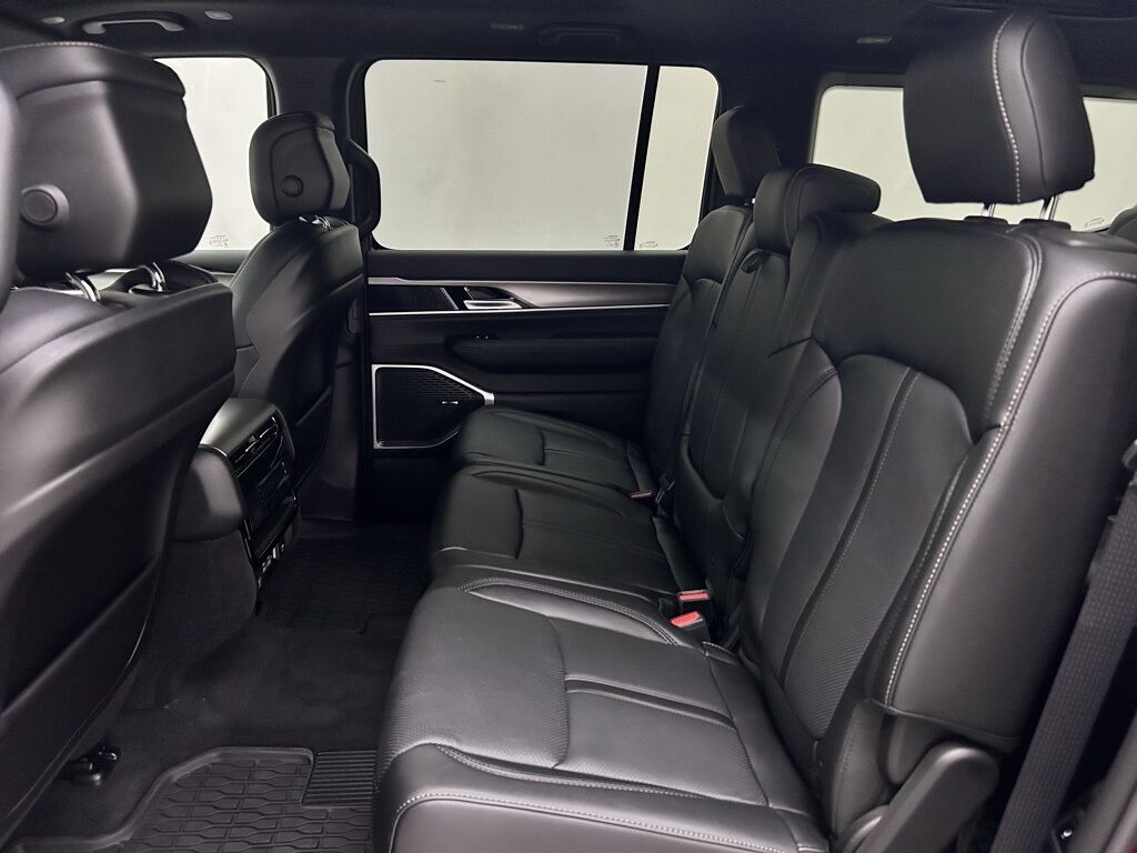 2025 Jeep Wagoneer Series II Portland OR