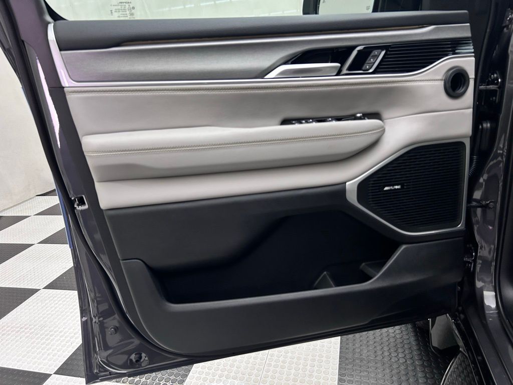 2025 Jeep Wagoneer Series II Portland OR