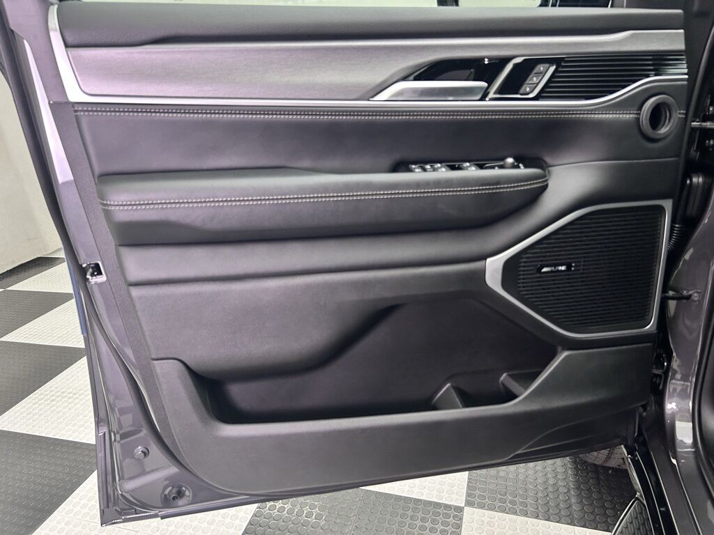 2025 Jeep Wagoneer Series II Portland OR