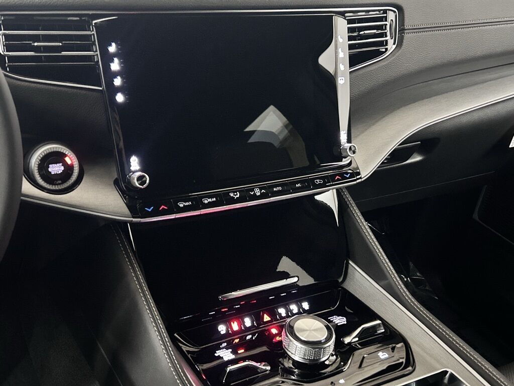 2025 Jeep Wagoneer Series II Portland OR