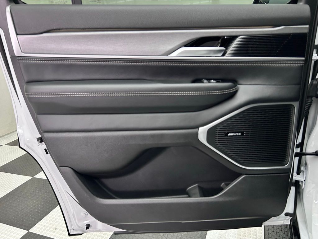 2025 Jeep Wagoneer Series II Portland OR