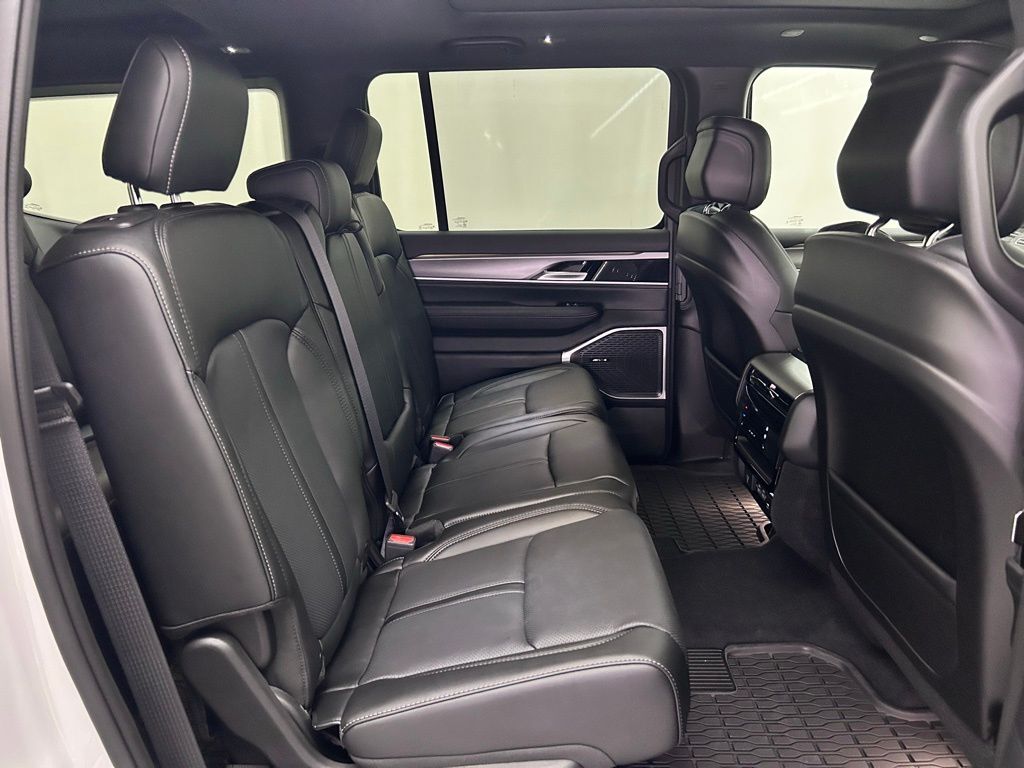 2025 Jeep Wagoneer Series II Portland OR