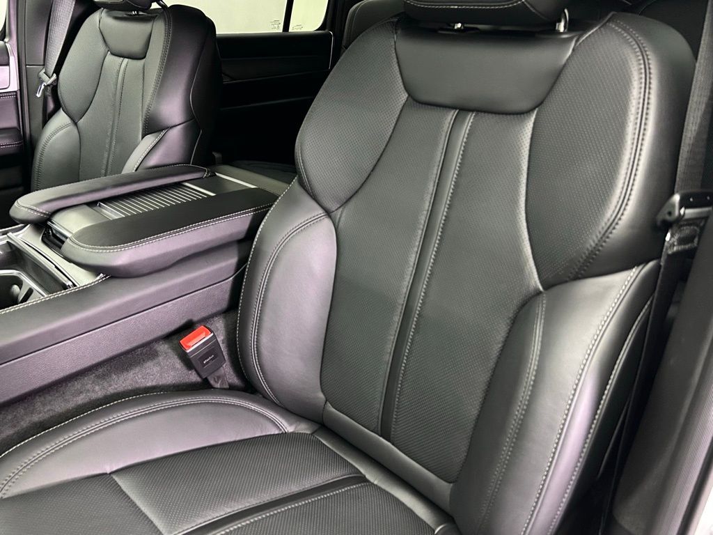 2025 Jeep Wagoneer Series II Portland OR