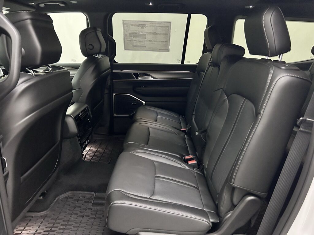 2025 Jeep Wagoneer Series II Portland OR
